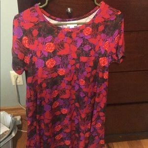 XS floral Carly by Lularoe
